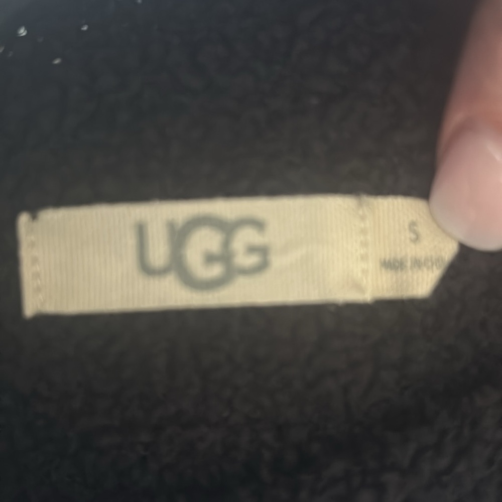 UGG Funnel Neck Cozy Sweater size Small, black - Picture 4 of 6
